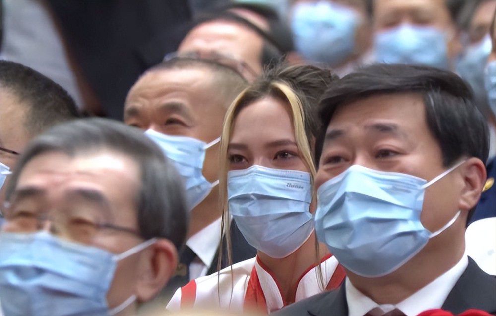 科尔-帕尔默来过一线队，还有罗密欧-拉维亚、詹姆斯-特拉福德、加文-巴祖努等人。